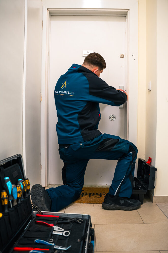 Aufsperrdienst - Star Schlosserei GmbH